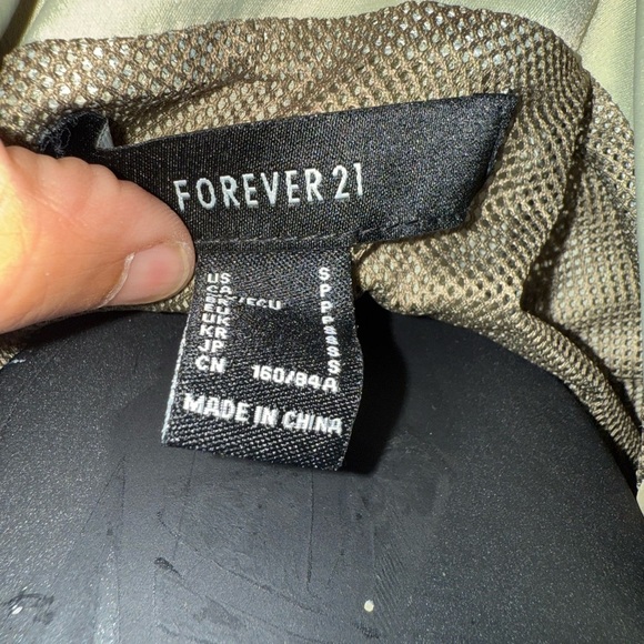 Forever 21 Men's Olive and Khaki Field Jacket - Picture 9 of 9